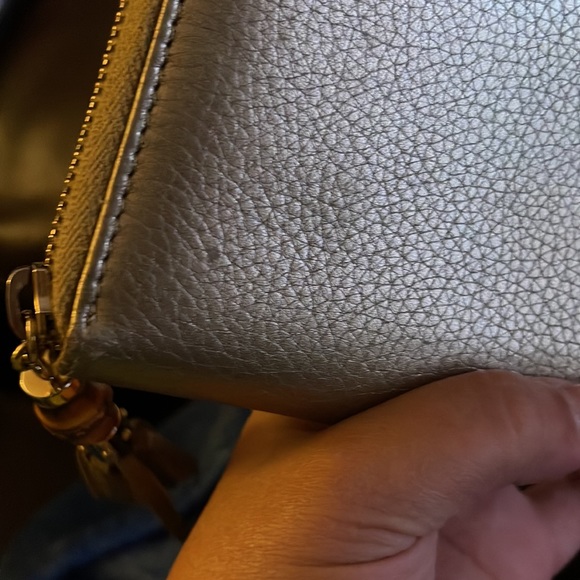 Gucci Gold Leather Bamboo Tassel Zip Around Wallet - Picture 7 of 8